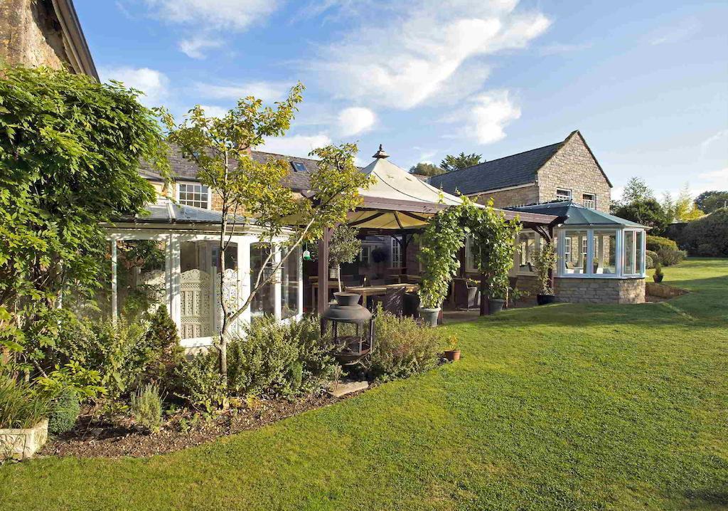The Ollerod Beaminster Exterior foto