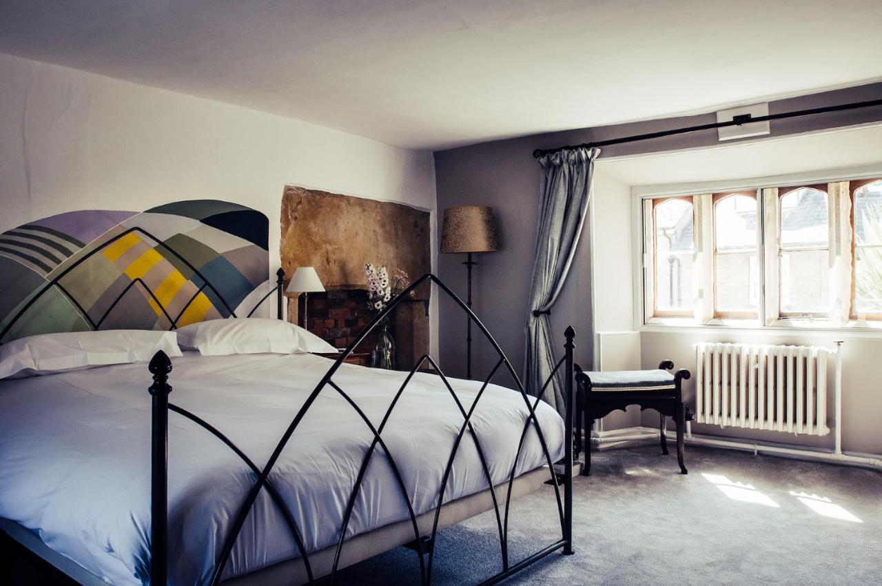 The Ollerod Beaminster Quarto foto